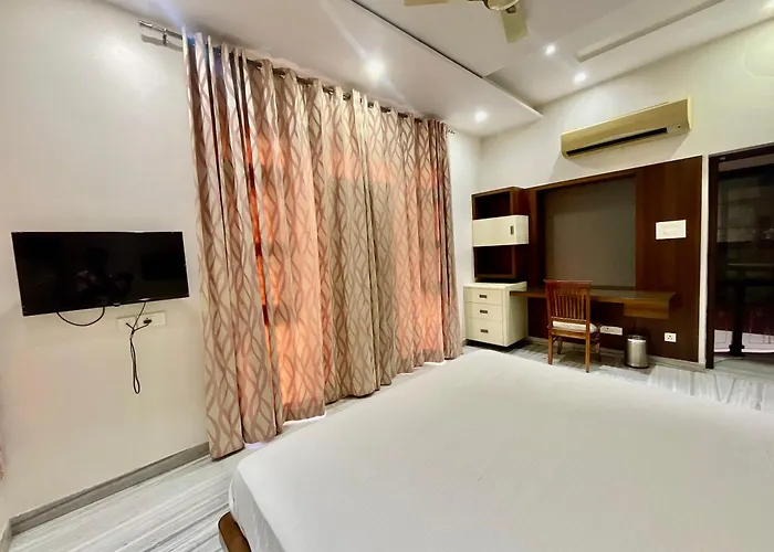 VI Homes-A 3Bhk Homestay